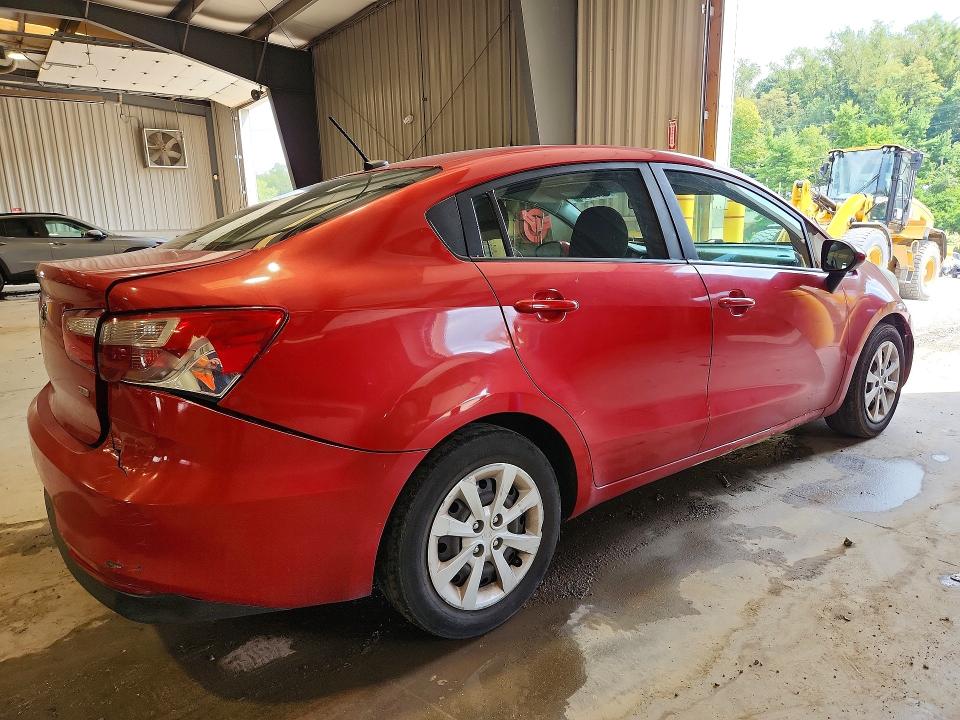Photo 3 from auction – 2017 KIA RIO with VIN KNADM4A3XH6015360