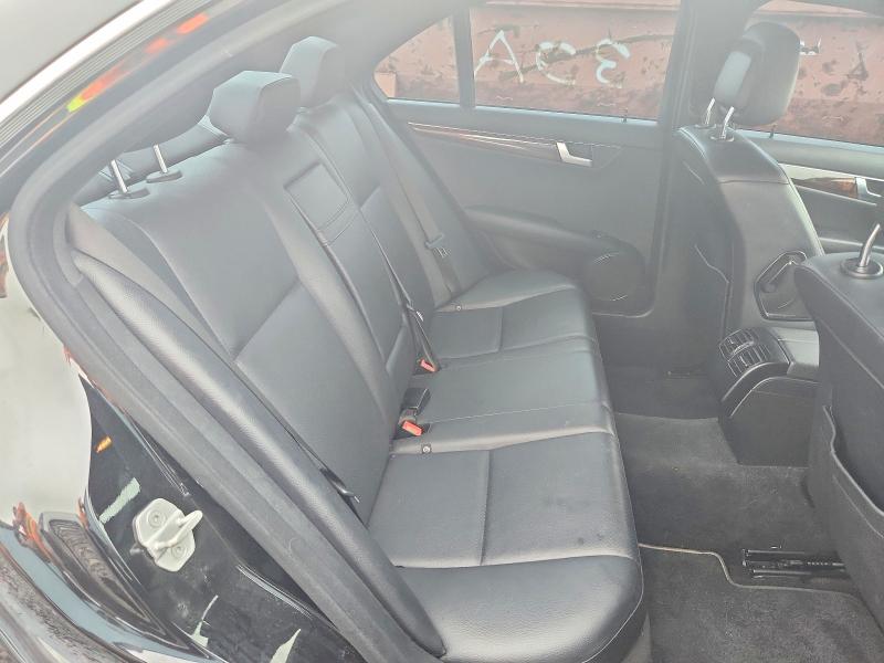 Photo 10 from auction – 2012 MERCEDES-BENZ C with VIN WDDGF8BB5CA683327