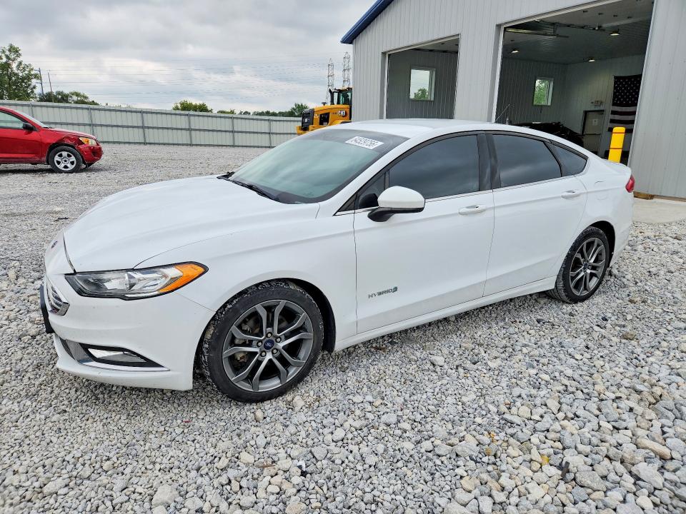 Zdjęcie 1 z aukcji – 2017 FORD FUSION z VIN 3FA6P0LU3HR374284