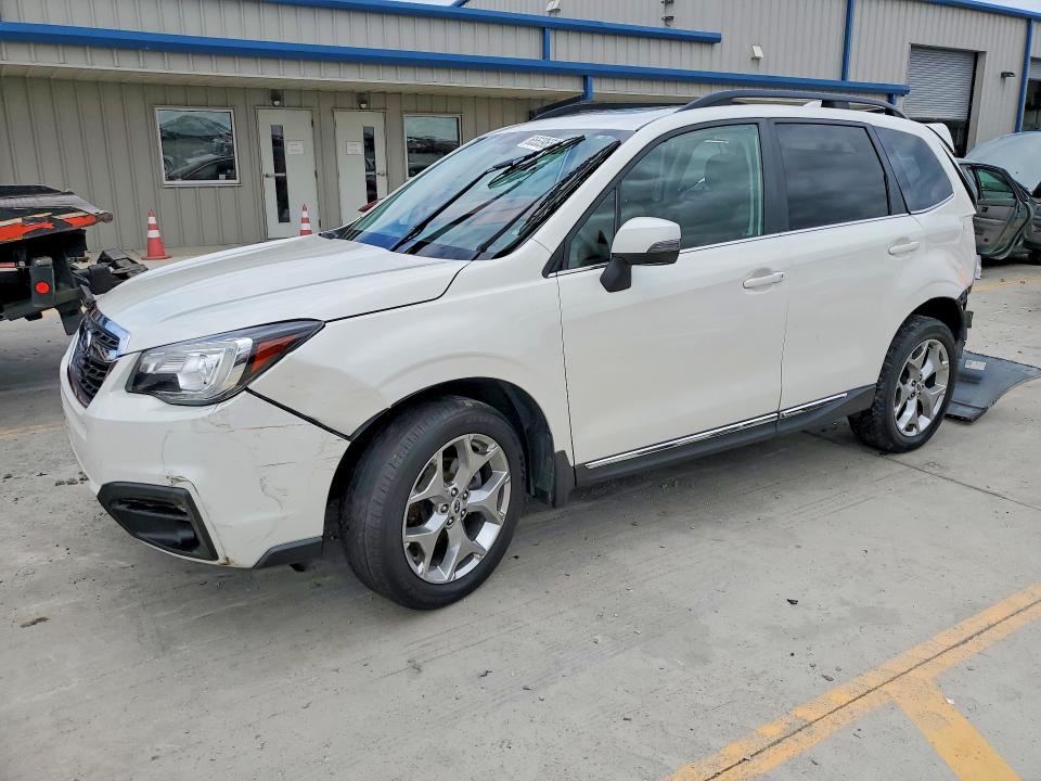 Foto 1 de la subasta – 2018 SUBARU FORESTER con VIN JF2SJAWC6JH601804