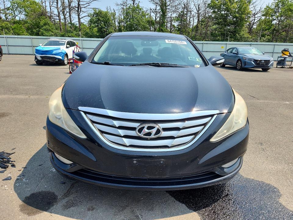 Photo 5 from auction – 2011 HYUNDAI SONATA with VIN 5NPEC4ACXBH306626