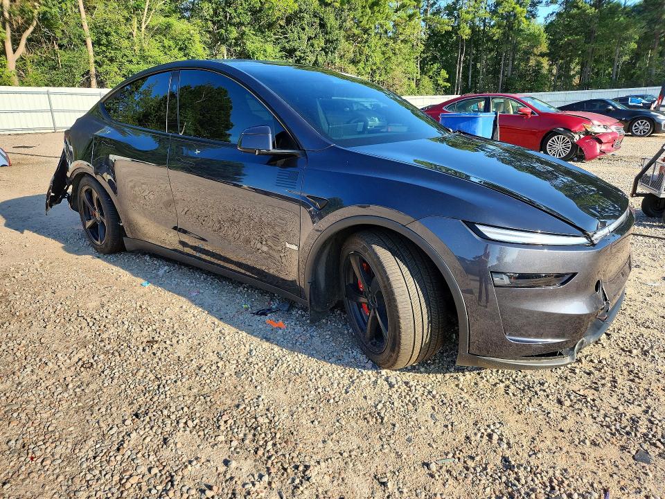 Zdjęcie 4 z aukcji – 2026 TESLA MODEL Y z VIN 7SAYGDEDXTA582972