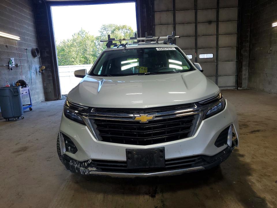 Photo 5 from auction – 2022 CHEVROLET EQUINOX with VIN 3GNAXUEV6NL154841