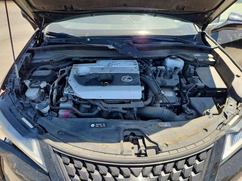 Снимка 12 от търг – 2024 LEXUS UX 250H с VIN JTHX6JBH3R2190737