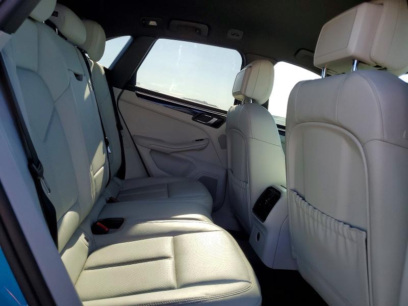 Photo 10 from auction – 2020 PORSCHE MACAN with VIN WP1AA2A51LLB11584
