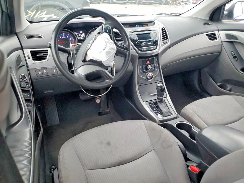 Photo 8 from auction – 2016 HYUNDAI ELANTRA with VIN 5NPDH4AE8GH737309