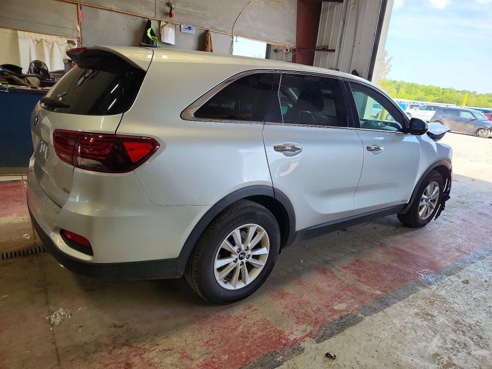 Photo 3 from auction – 2020 KIA SORENTO with VIN 5XYPGDA39LG630110