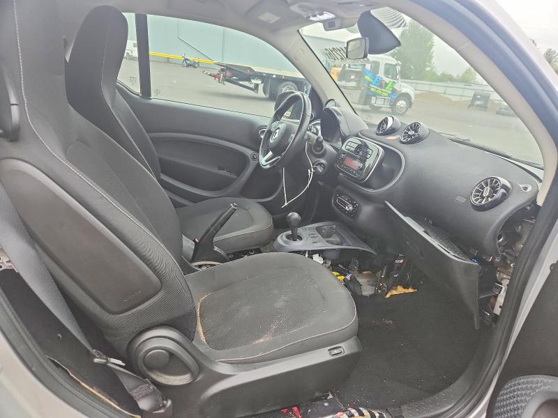 Foto 10 de la subasta – 2016 SMART FORTWO con VIN WMEFJ5DAXGK062528