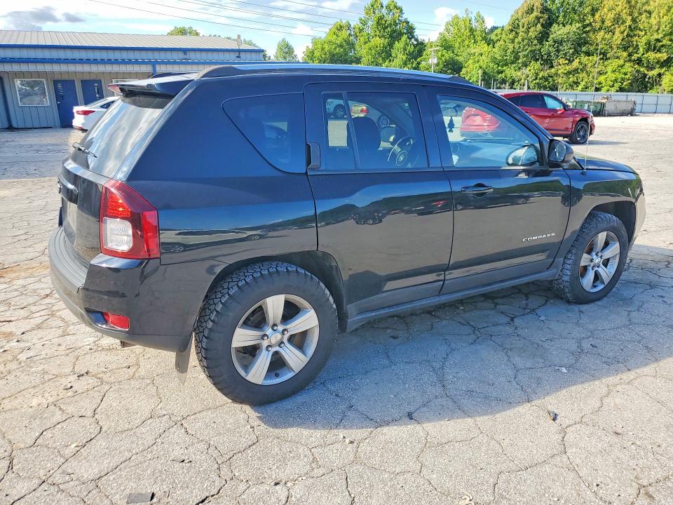 Photo 3 from auction – 2015 JEEP COMPASS with VIN 1C4NJDBB2FD108162