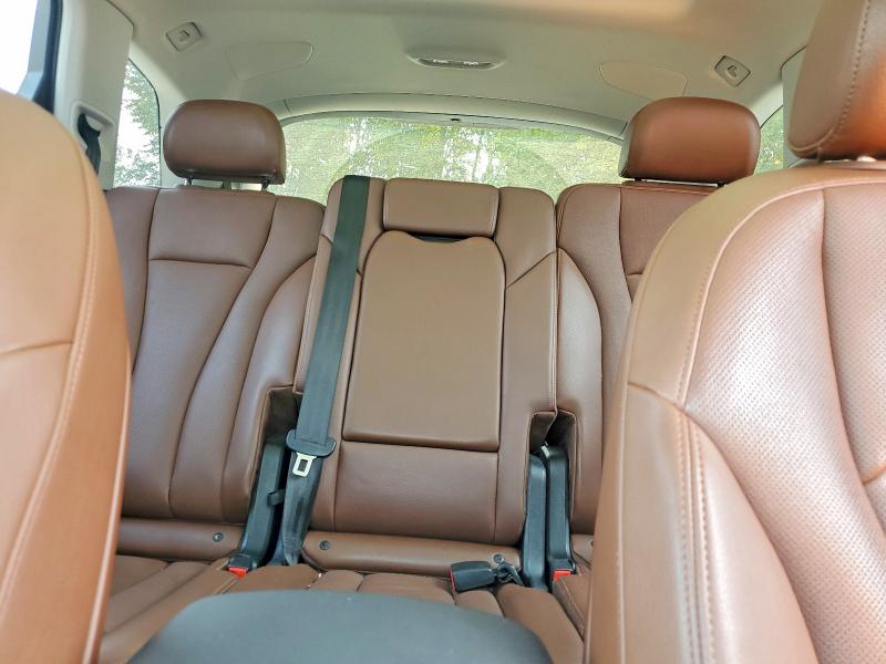 Photo 10 from auction – 2018 AUDI Q7 with VIN WA1LAAF7XJD043706