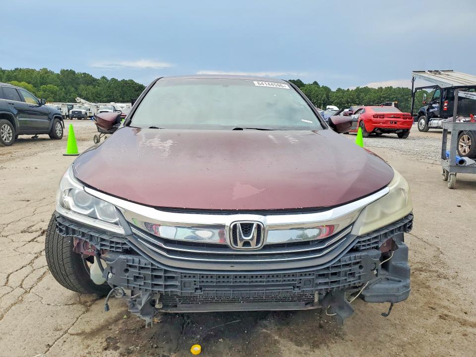 Photo 5 from auction – 2016 HONDA ACCORD with VIN 1HGCR2F54GA240210