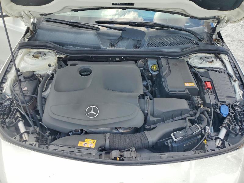 Photo 11 from auction – 2016 MERCEDES-BENZ CLA with VIN WDDSJ4EB0GN318744