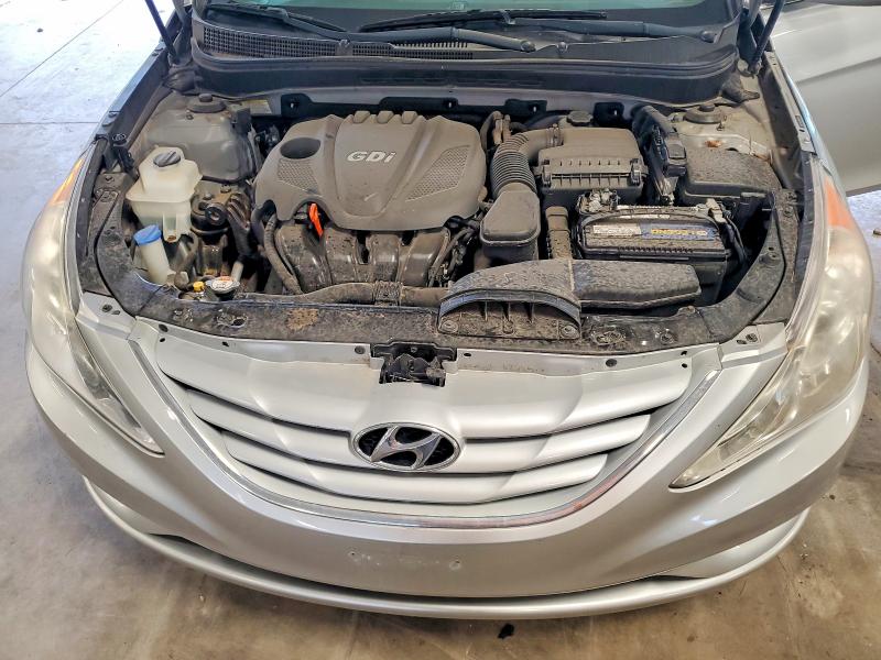 Photo 11 from auction – 2013 HYUNDAI SONATA with VIN 5NPEB4AC7DH668645