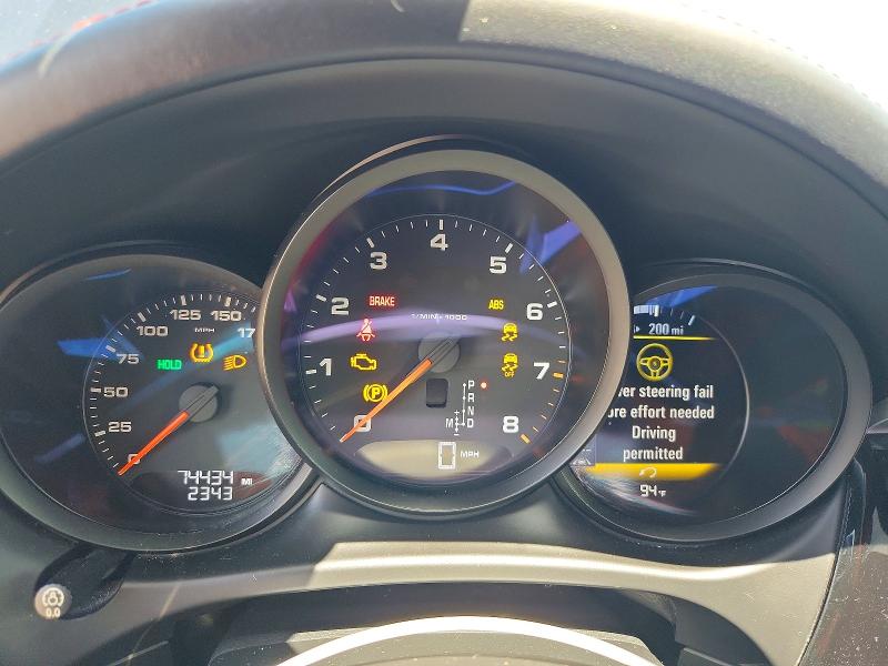 Photo 9 from auction – 2018 PORSCHE MACAN with VIN WP1AA2A50JLB06261