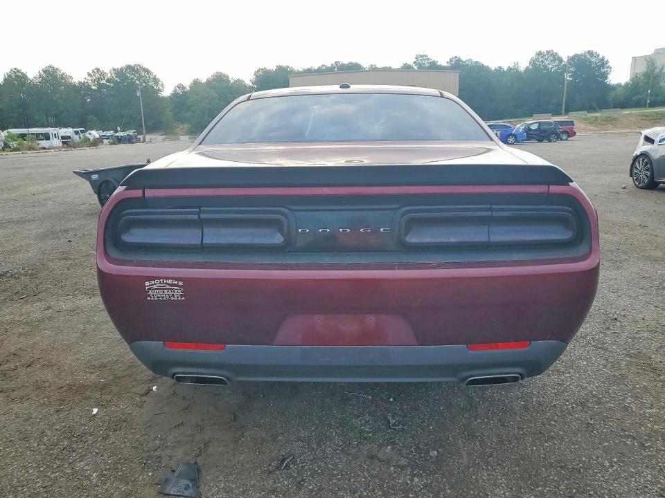Photo 6 from auction – 2017 DODGE CHALLENGER with VIN 2C3CDZAG3HH613209