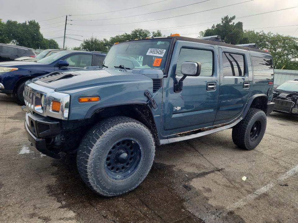 HUMMER H2 2005 with VIN 5GRGN23U35H128962 - Photo from auction