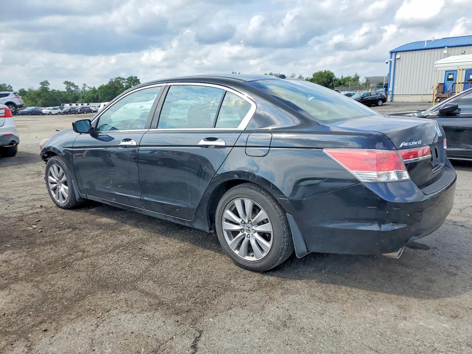 Photo 2 from auction – 2012 HONDA ACCORD with VIN 1HGCP3F83CA002803