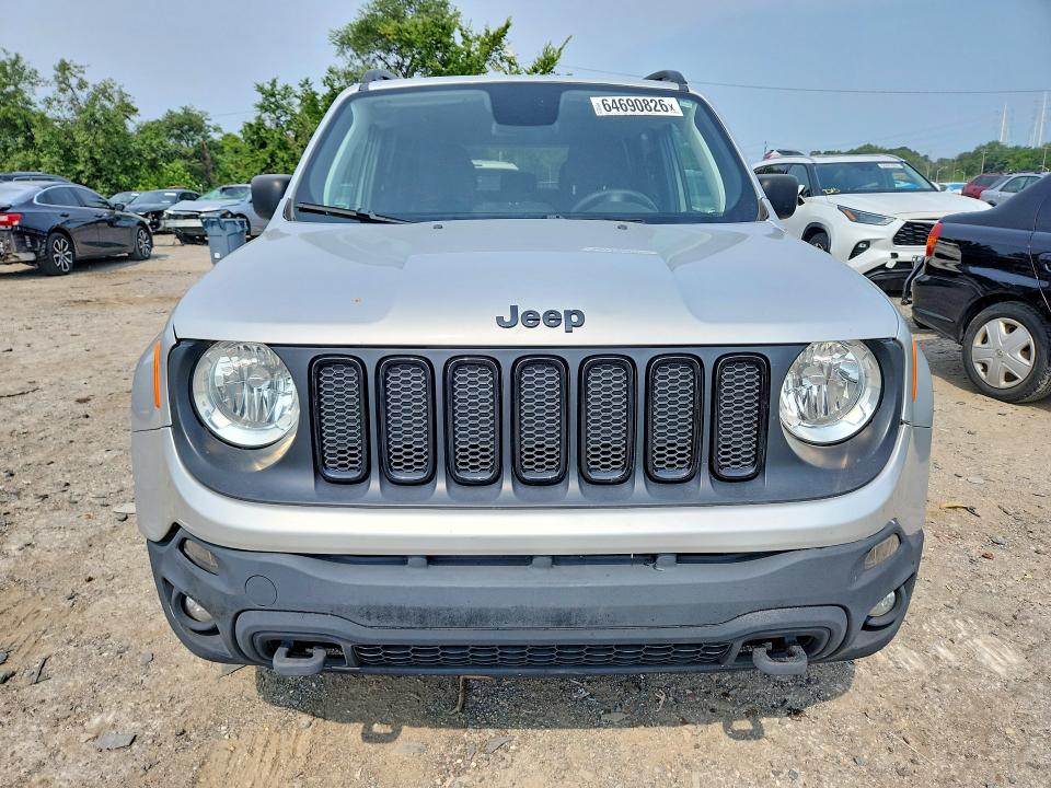 Photo 5 from auction – 2018 JEEP RENEGADE with VIN ZACCJBAB1JPH58558