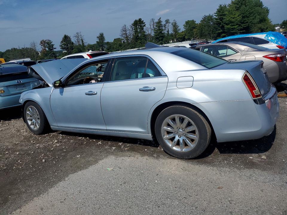 Photo 2 from auction – 2013 CHRYSLER 300C with VIN 2C3CCAEG2DH731454