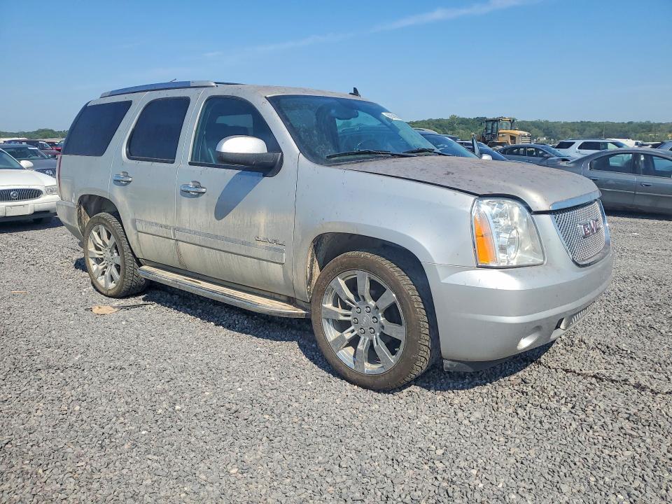 Photo 4 from auction – 2010 GMC YUKON with VIN 1GKUKEEF1AR288232