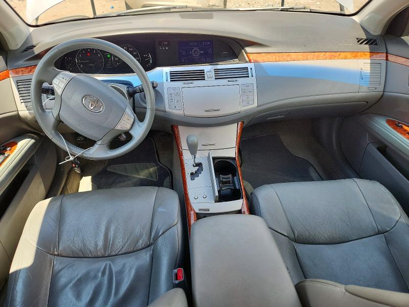Photo 8 from auction – 2005 TOYOTA AVALON with VIN 4T1BK36B35U038797