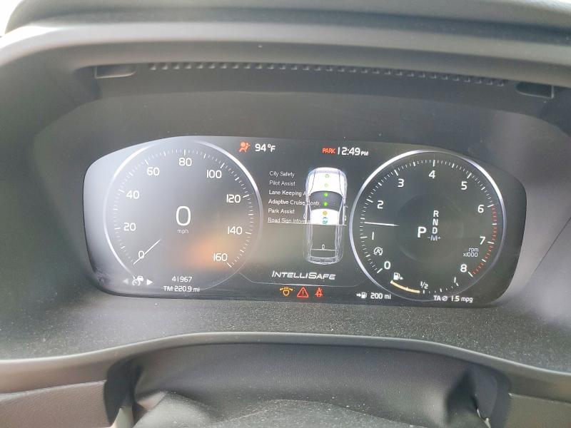 Zdjęcie 9 z aukcji – 2022 VOLVO XC40 z VIN YV4162UL3N2714345