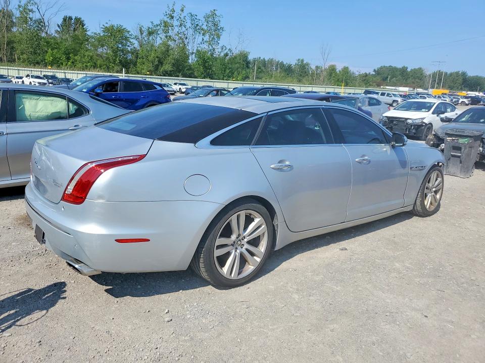 Photo 3 from auction – 2012 JAGUAR XJL with VIN SAJWA2GB9CLV32409
