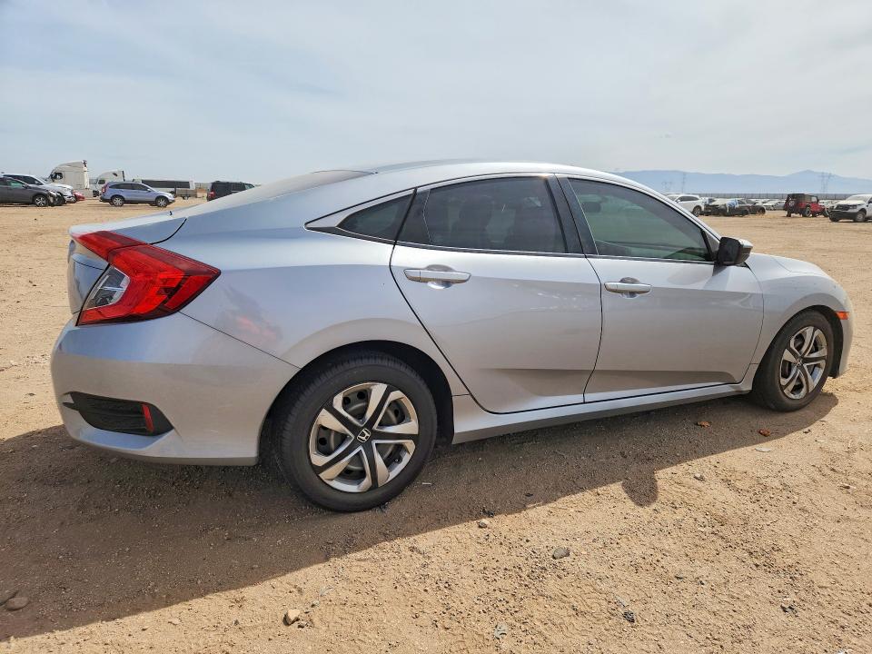 Photo 3 from auction – 2017 HONDA CIVIC with VIN 2HGFC2F55HH506027