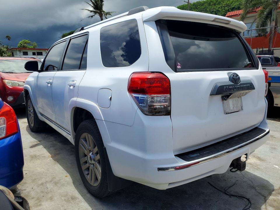 Foto 2 de la subasta – 2010 TOYOTA 4RUNNER con VIN JTEZU5JR4A5013131