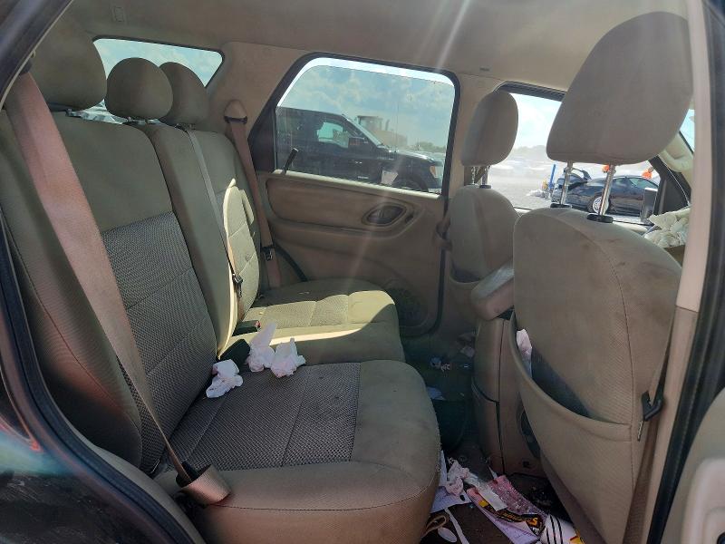 Снимка 11 от търг – 2005 FORD ECP с VIN 1FMCU03155KB84879