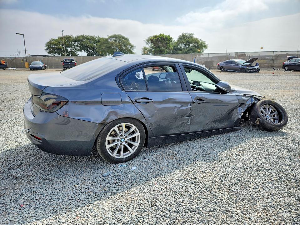 Photo 3 from auction – 2018 BMW 320 with VIN WBA8A9C50JAH12936