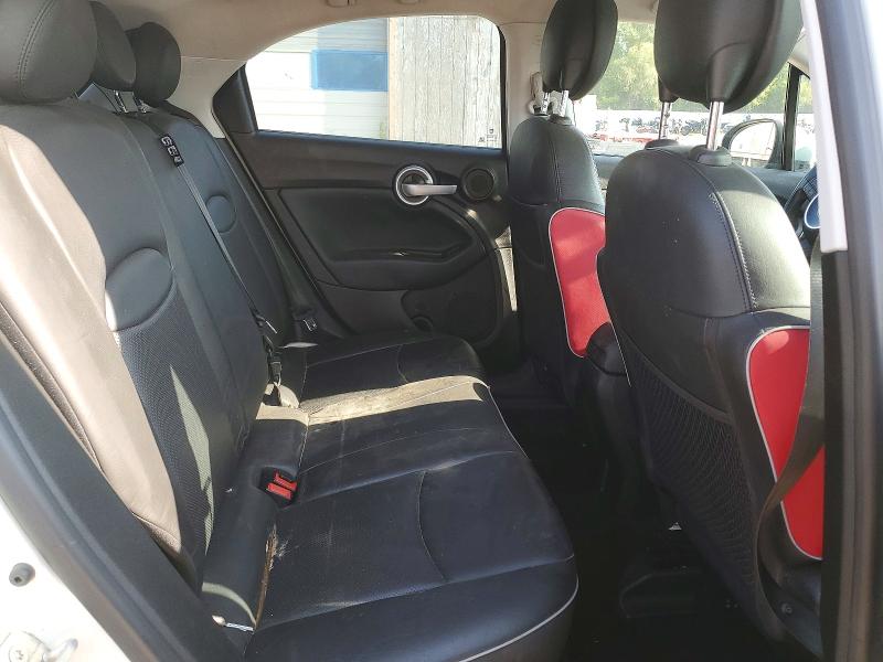 Photo 10 from auction – 2016 FIAT 500X with VIN ZFBCFYET0GP343621