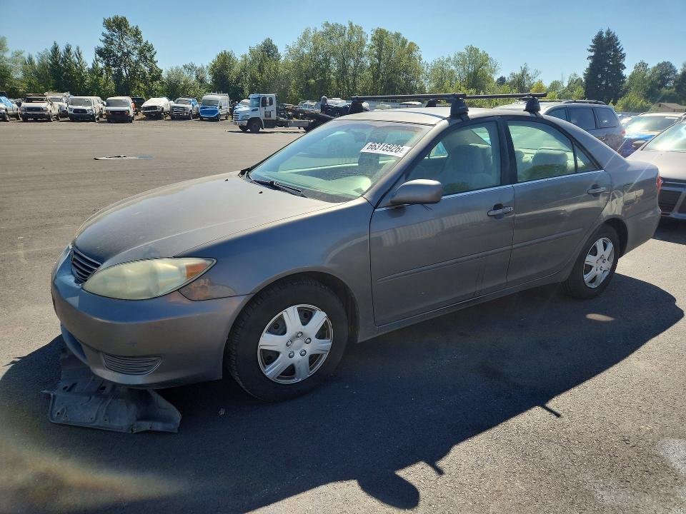 TOYOTA CAMRY 2005 with VIN 4T1BE32K05U995658 - Photo from auction