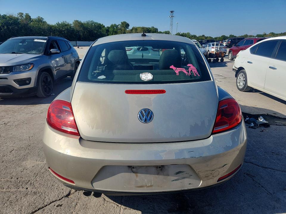Photo 6 from auction – 2012 VOLKSWAGEN BEETLE with VIN 3VWJP7AT3CM648836