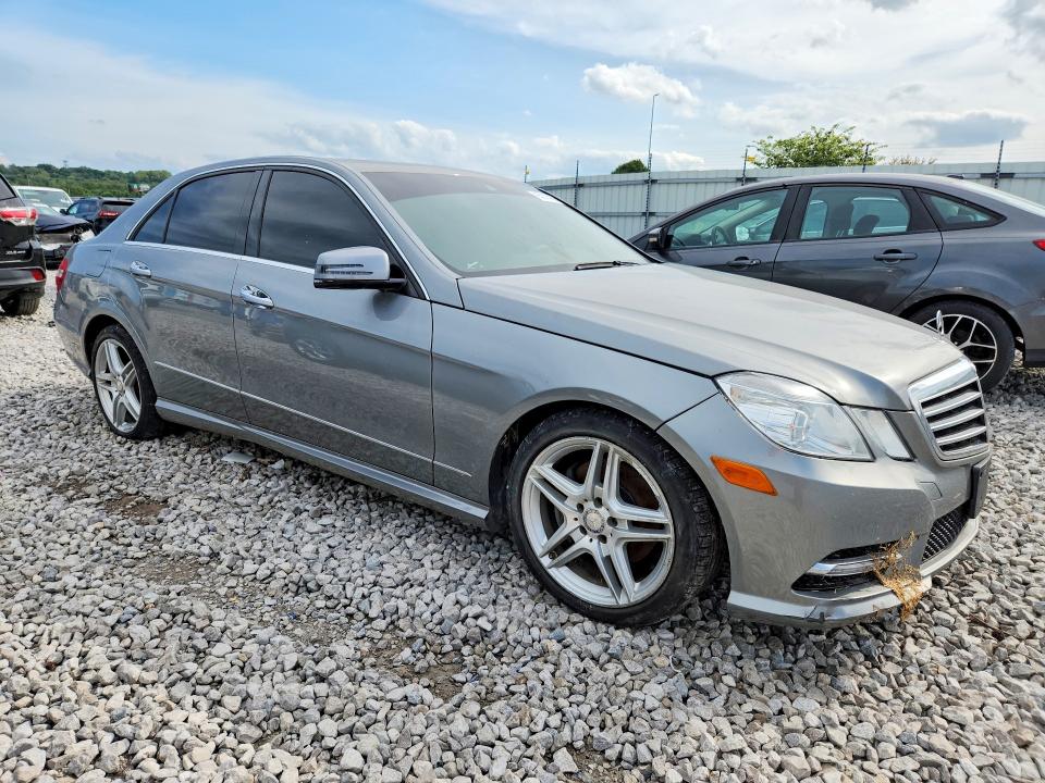 Photo 4 from auction – 2013 MERCEDES-BENZ E with VIN WDDHF8JB3DA679347