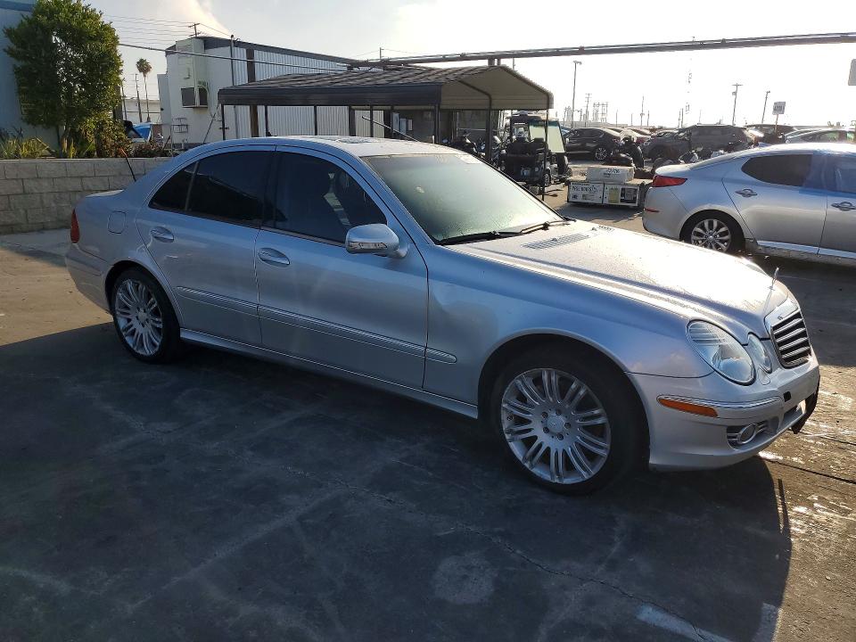 Photo 4 from auction – 2008 MERCEDES-BENZ E with VIN WDBUF56X18B259161