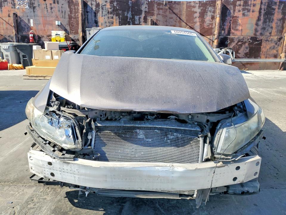 Foto 5 de la subasta – 2013 HONDA CIVIC con VIN 19XFB2F81DE202999