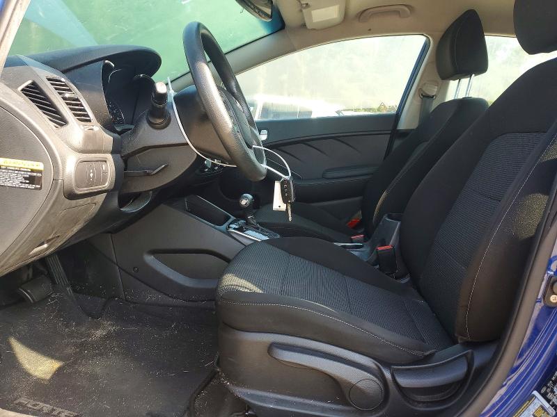 Photo 7 from auction – 2017 KIA FORTE with VIN 3KPFK4A76HE156568