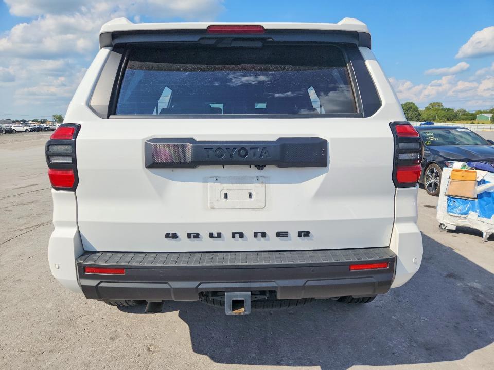 Photo 6 from auction – 2025 TOYOTA 4RUNNER with VIN JTEVA5BR3S5000426