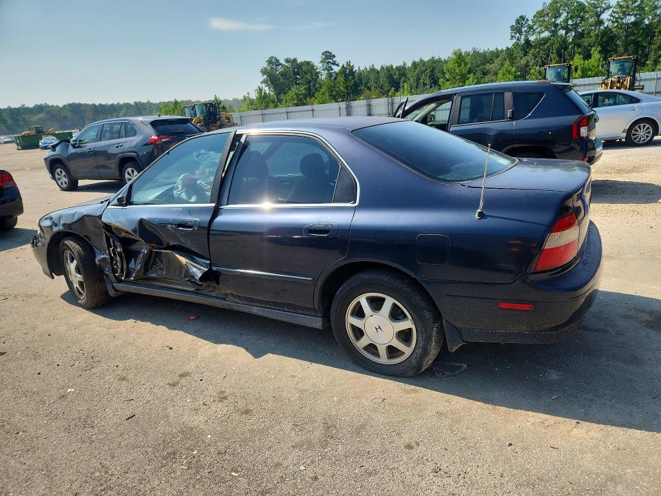 Photo 2 from auction – 1995 HONDA ACCORD with VIN 1HGCD5662SA068910