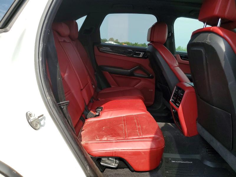 Photo 11 from auction – 2020 PORSCHE CAYENNE with VIN WP1AA2AY4LDA04386