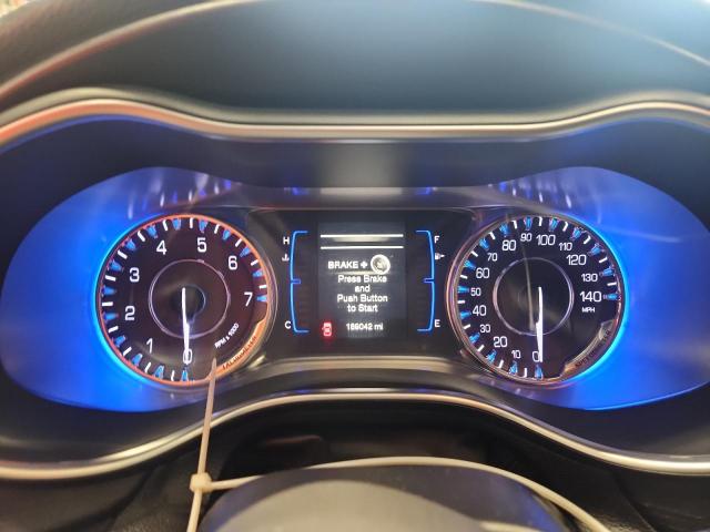Photo 9 from auction – 2017 CHRYSLER 200 with VIN 1C3CCCABXHN504659