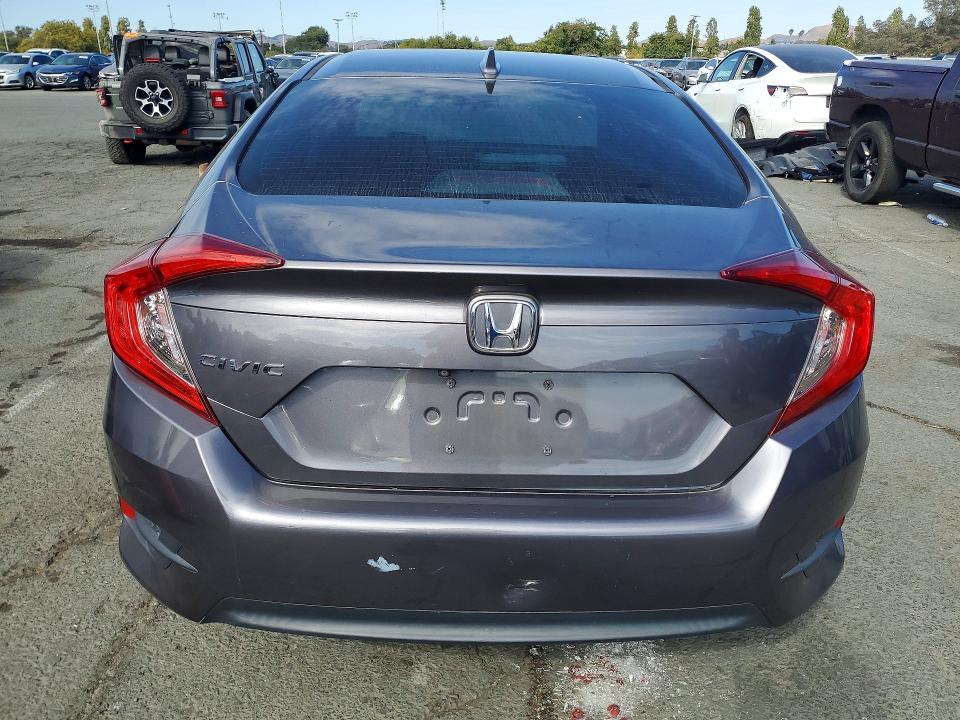 Photo 6 from auction – 2017 HONDA CIVIC with VIN 19XFC2F7XHE206267