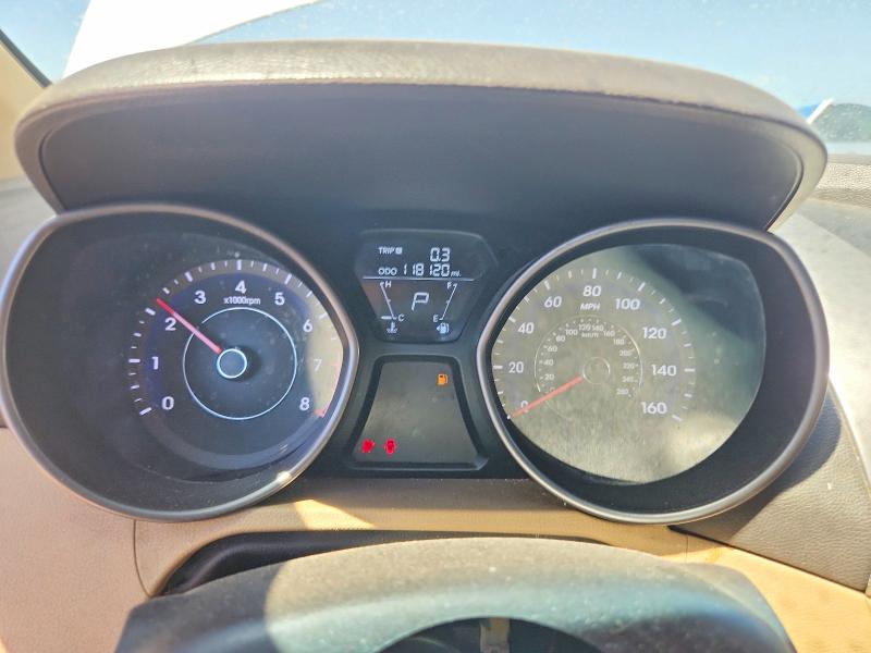 Photo 9 from auction – 2012 HYUNDAI ELANTRA with VIN 5NPDH4AE1CH139055