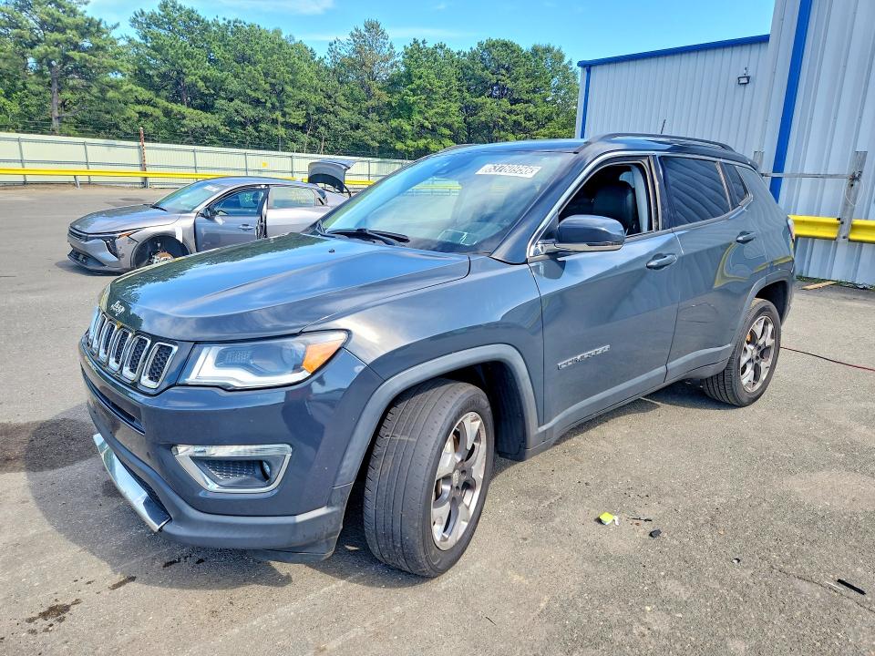 JEEP COMPASS 2018 with VIN 3C4NJDCB7JT143992 - Photo from auction