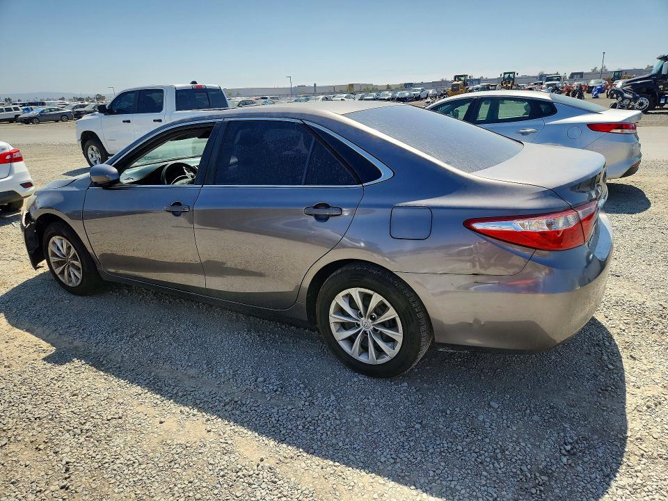 Photo 2 from auction – 2015 TOYOTA CAMRY with VIN 4T4BF1FK4FR506732
