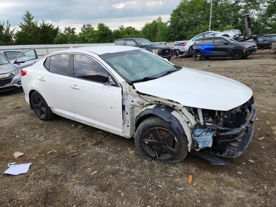 Photo 4 from auction – 2015 KIA OPTIMA with VIN KNAGM4A76F5545019