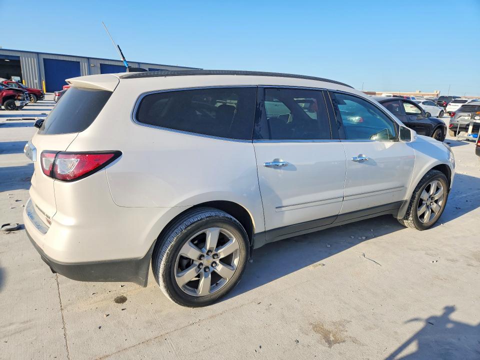 صورة رقم 3 من المزاد - 2016 CHEVROLET TRAVERSE مع VIN 1GNKRJKD5GJ168491