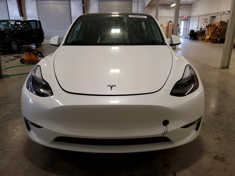 Photo 5 from auction – 2024 TESLA MODEL Y with VIN 7SAYGDEE2RA240059