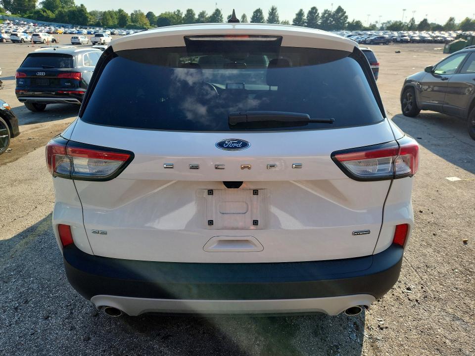 Photo 6 from auction – 2020 FORD ESCAPE with VIN 1FMCU0BZ8LUA80606